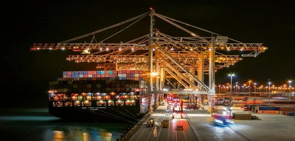 国际海运公司对运力管理更加强硬，远东航线即期运价上涨